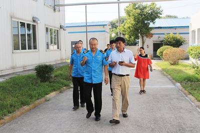 张松杨局长带队督查“三创”联动和食品药品安全风险隐患大排查大整治工作 - 工作动态 - 自贡市政府网站集约化平台